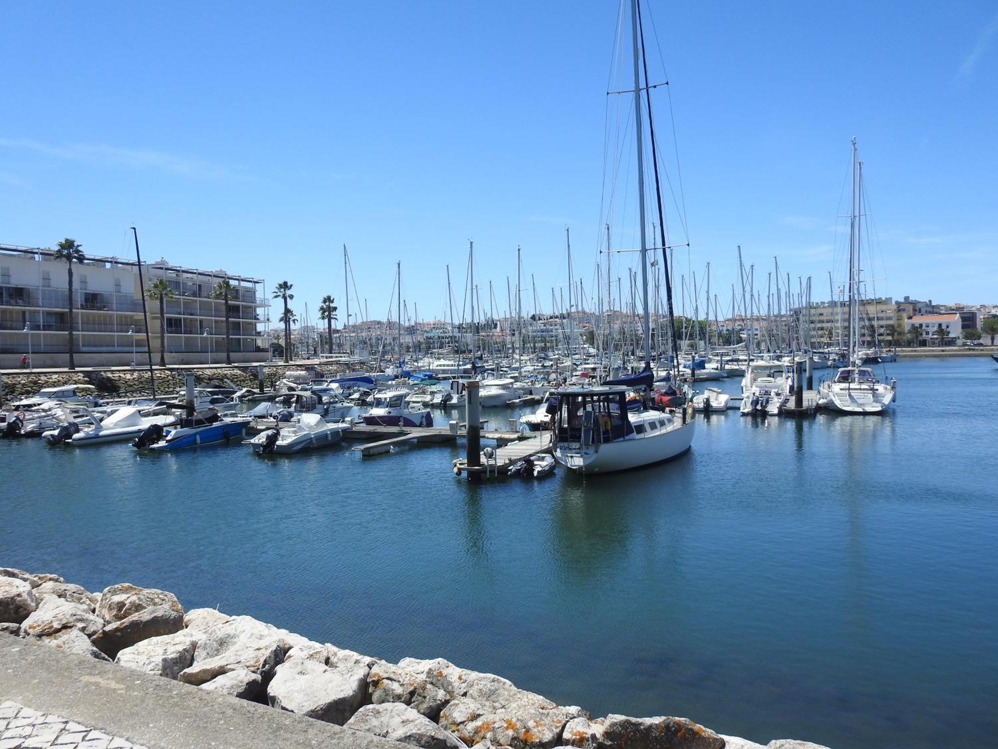 Kates Place By Lagos Marina Экстерьер фото